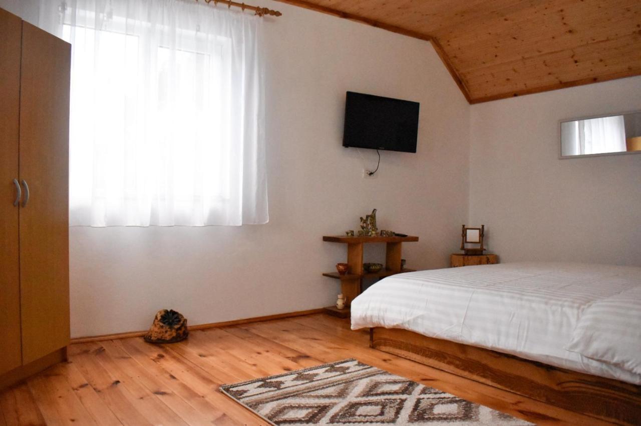 Casa De Sub Hora Villa Zarnesti Ngoại thất bức ảnh