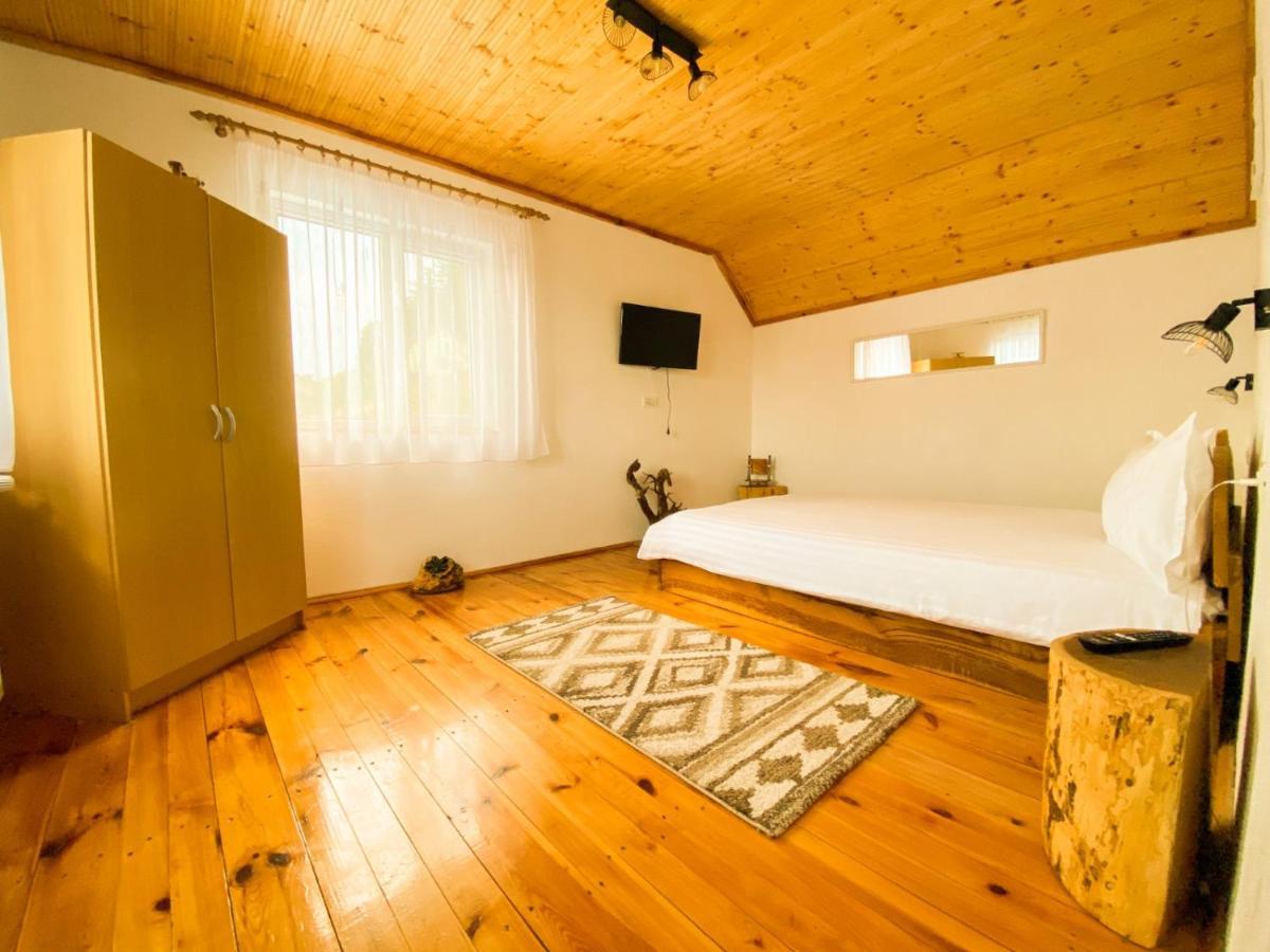 Casa De Sub Hora Villa Zarnesti Ngoại thất bức ảnh